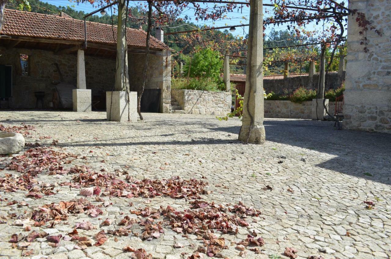 Casa Dos Namorados 瓦莱迪坎布拉 外观 照片