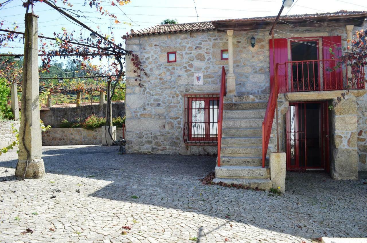 Casa Dos Namorados 瓦莱迪坎布拉 外观 照片