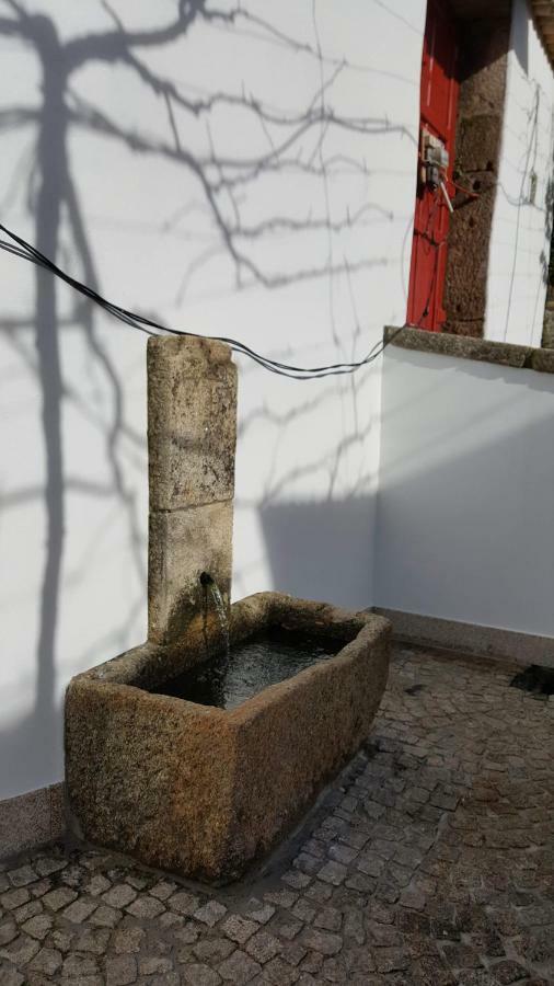 Casa Dos Namorados 瓦莱迪坎布拉 外观 照片